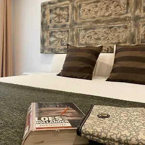  Apartment Palace Spain